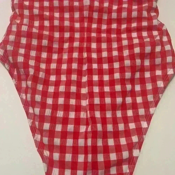 Wild Fable Keyhole Cross Front Halter High Leg One Piece Swimsuit NWT Size XS - Picture 6 of 8